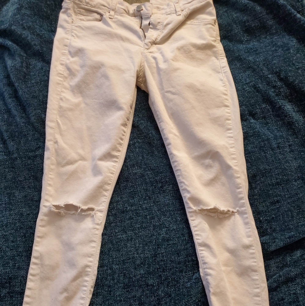 Top Shop White Denim Moto Jeans 28